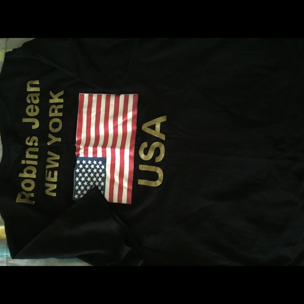 Robin tee shirt